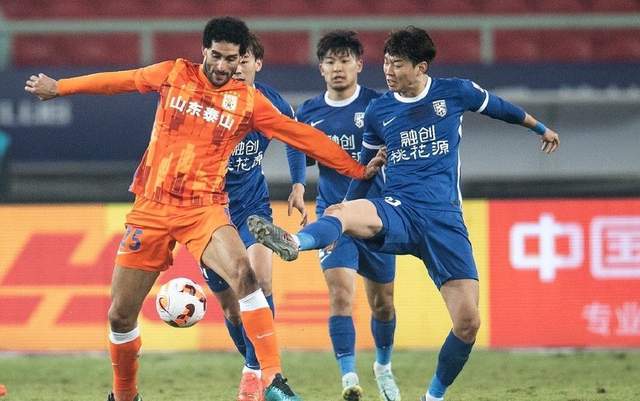 澳客网站入口-豪门风云再起！中超劲旅势如破竹冲击榜首的简单介绍