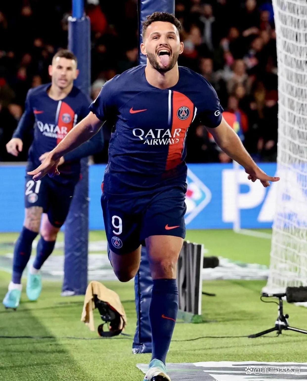 包含利物浦客场惨败巴黎，尤为是卡瓦尼高轮投进两球的词条