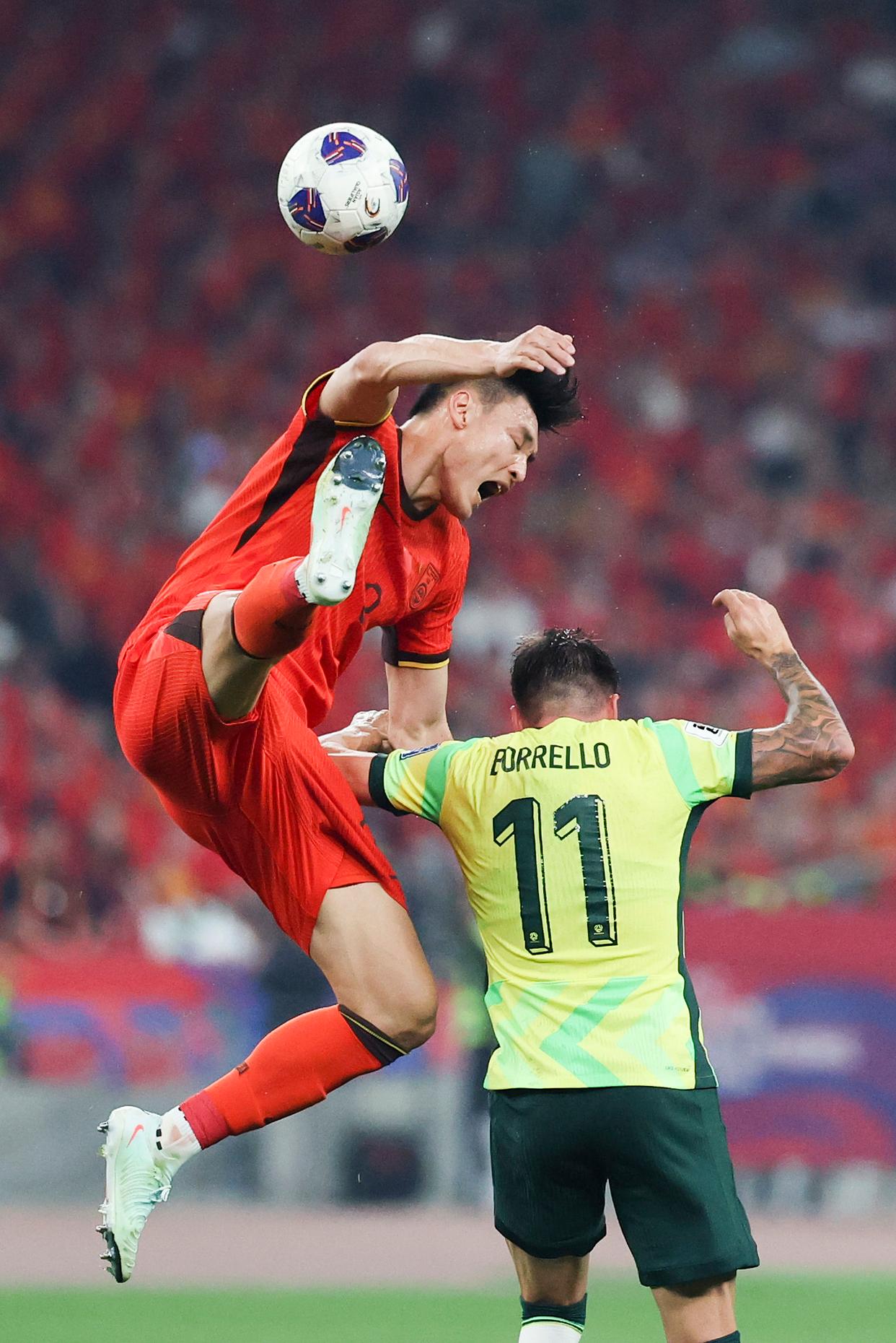 国际体育赛事中球队奋力拼搏 国际体育赛事中球队奋力拼搏