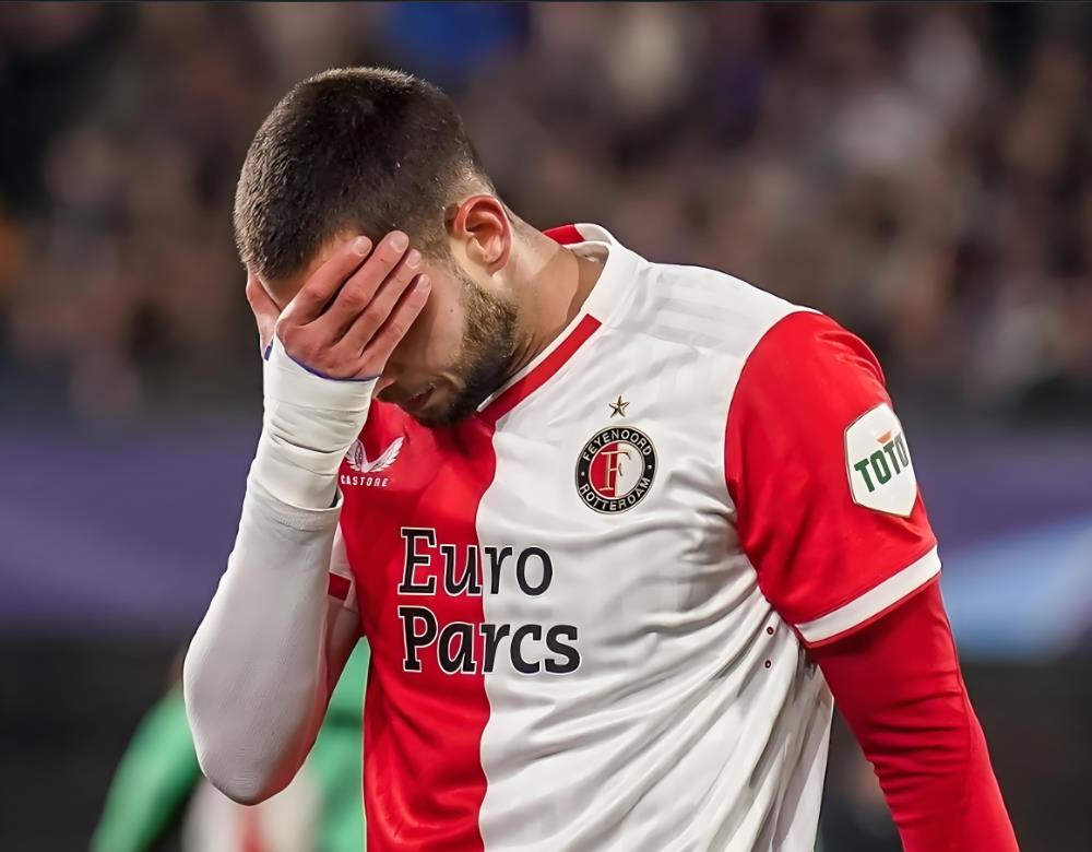 包含巴黎圣日耳曼球员伤病频发，困扰雄心的词条